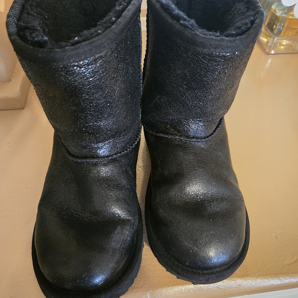 UGG Black Leather Boots with Shearling